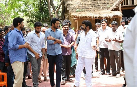 Balakrishna visits the sets of Itlu Maredumilli Prajaneekam